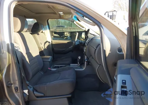 2005 Nissan Pathfinder Se from USA, damaged, VIN 5N1AR18W75C759092